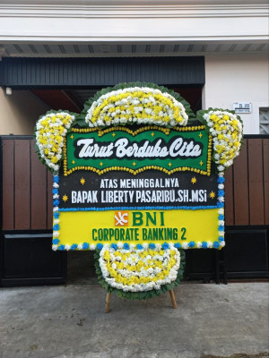 Papan Bunga Duka di Pademangan Timur